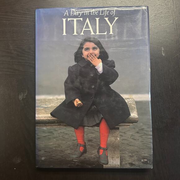 Unbranded Other - Day in the Life of Italy by Rowan (1990, Hardcover) Coffee Table Book